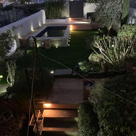 27 Le Lion D'or Aparthotel
